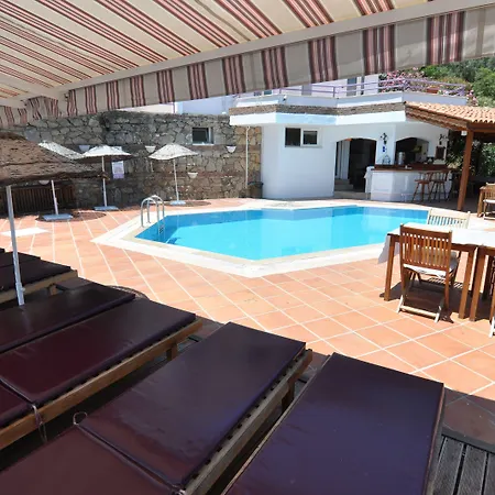 Lavanta Butik Otel Turunc Aparthotel 4*