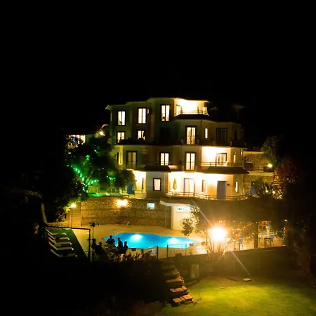 Lavanta Butik Otel Turunc Aparthotel Turunc