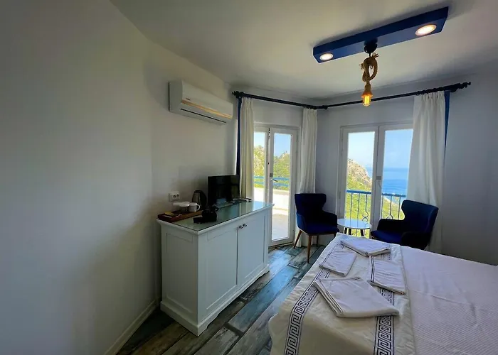 Lavanta Butik Otel Turunc 4*